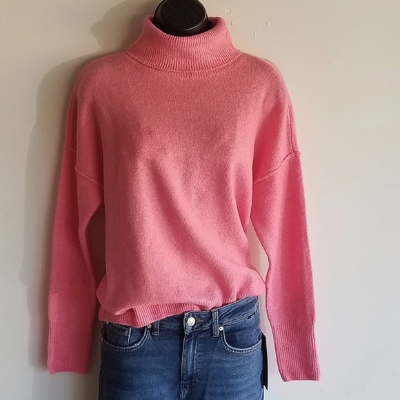 Vince Camuto Turtleneck Sweater - Picture 2 of 9